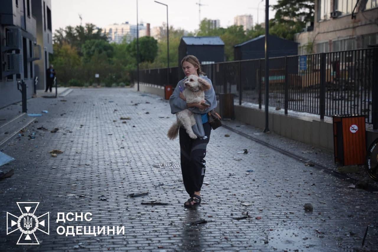 Вночі ворог вчергове масовано атакував Одесу