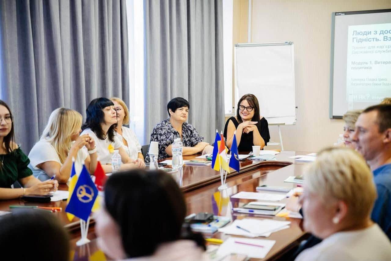 На Одещині провели тренінг «Люди з досвідом війни. Гідність. Взаємодія» для фахівців центрів зайнятості в межах Всеукраїнської програми ментального здоров’я «Ти як?»