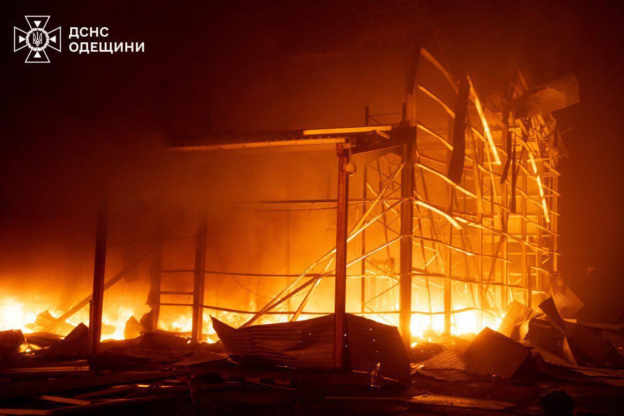 Вночі ворог знову атакував Одесу ударними безпілотниками