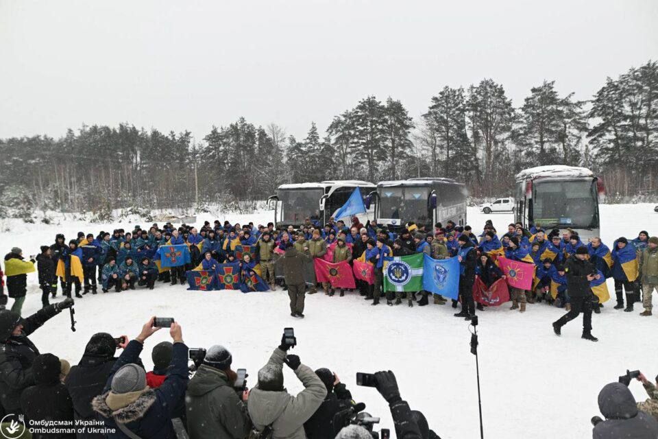 Під час останнього обміну додому повернулися п’ятеро наших захисників з Одещини, які провели майже чотири роки в російському полоні.