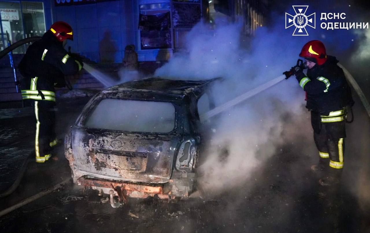 У ніч на 9 лютого російська армія здійснила масовий удар безпілотниками по Одесі та області.