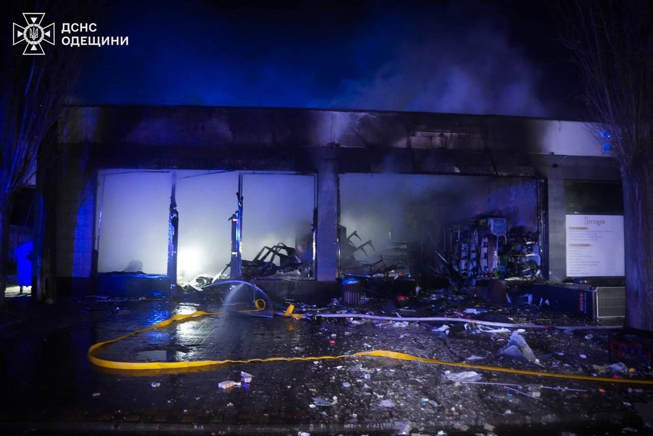 Вночі ворог атакував Одесу та район ударними безпілотниками. 