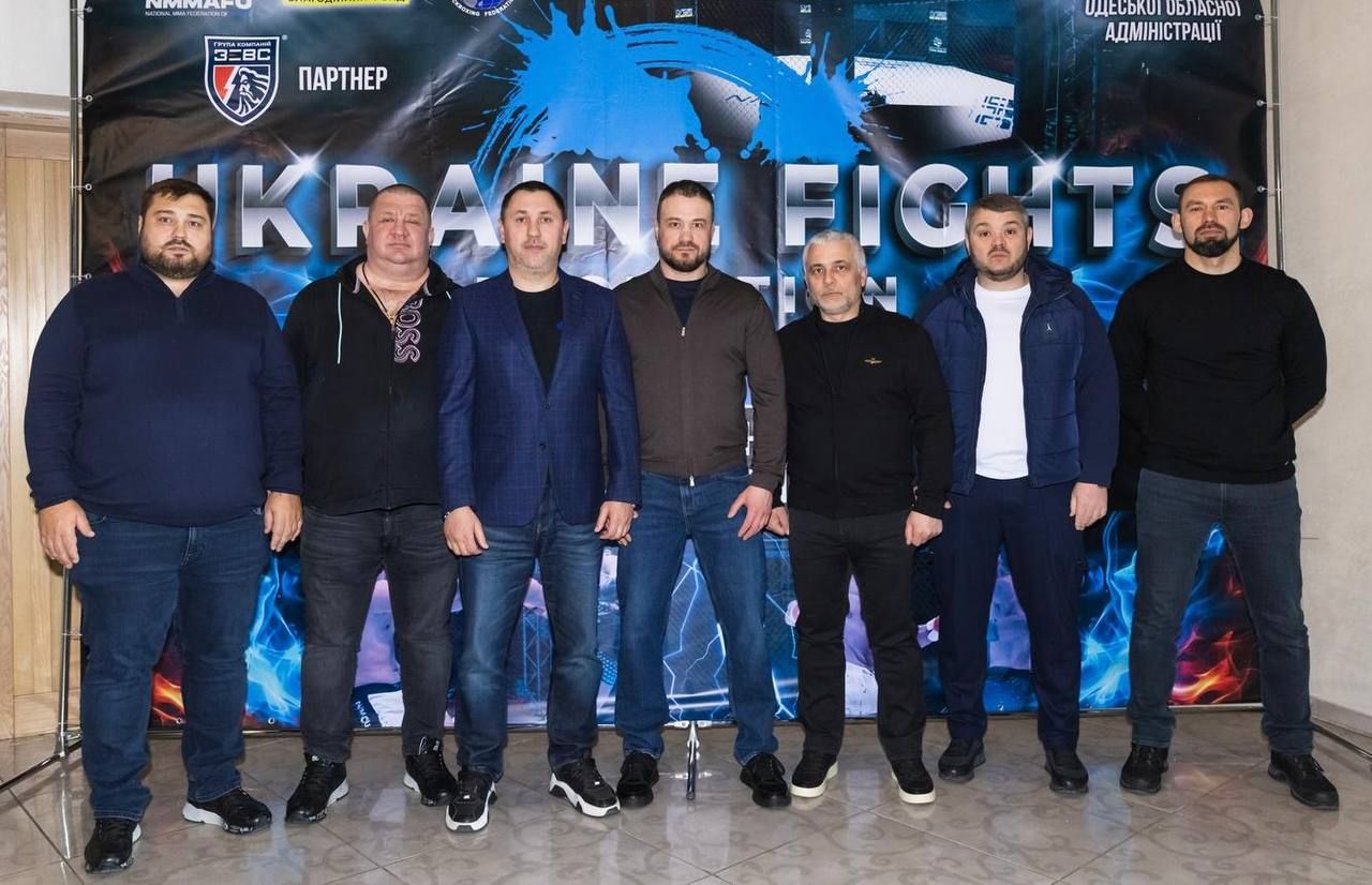 Сьогодні відвідав вечір змішаних єдиноборств та професійного кікбоксингу, присвячений героям — бійцям 1-го Корпусу Національної гвардії України "Азов".