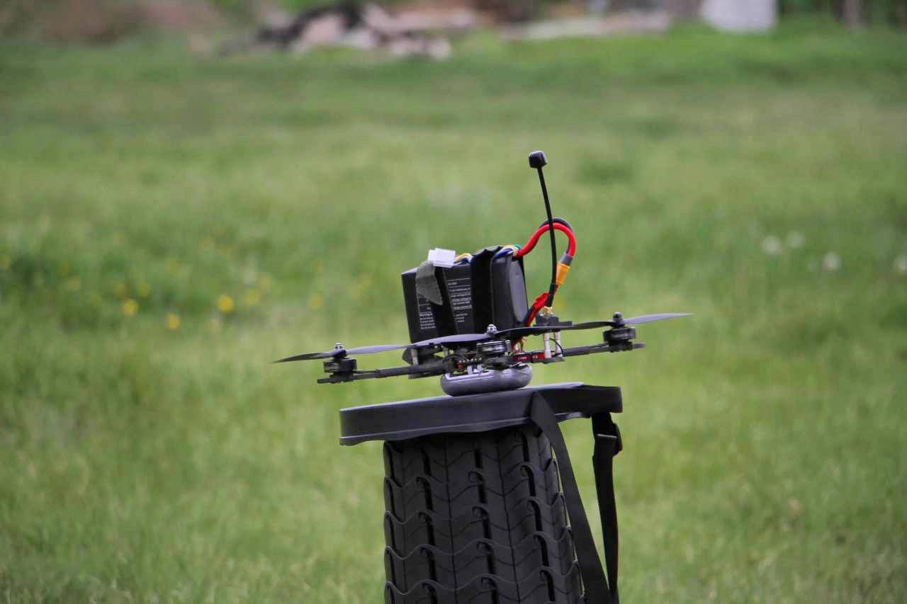 Дрони, швидкість і точність рішень - на Одещині вперше відбувся відкритий чемпіонат з технологічного спорту у дисциплінах FPV-дронів. 