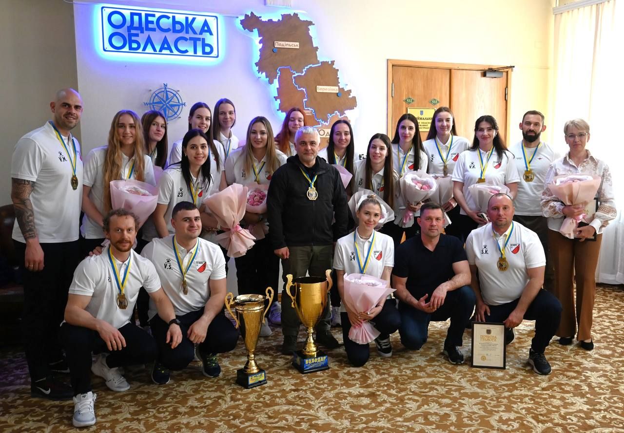 Начальник Одеської ОВА Олег Кіпер привітав волейболісток СК «Балта» - справжню гордість Одещини