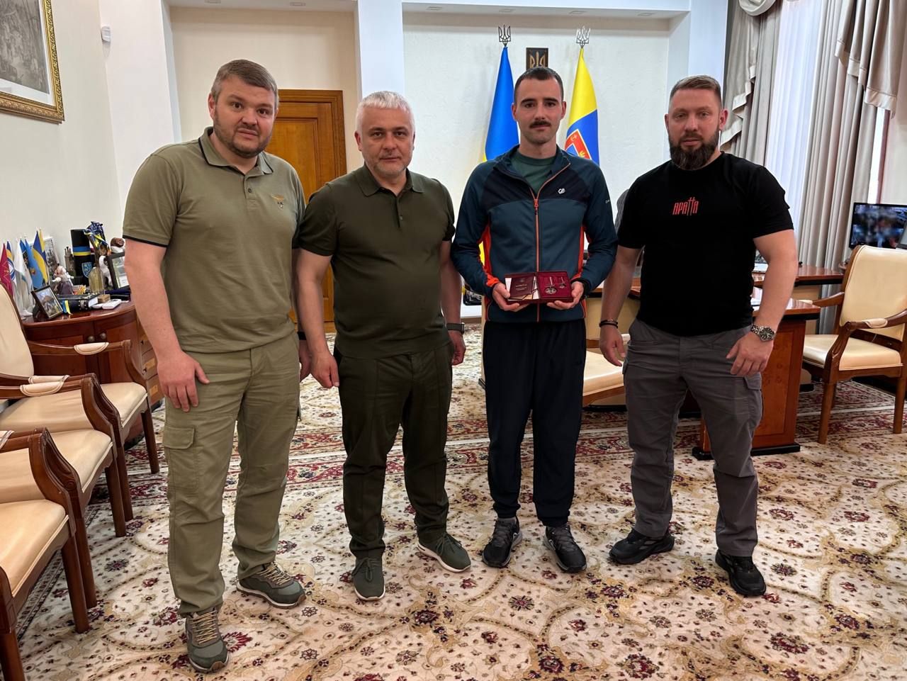 Разом з Русланом Приходьком - заступником міністра у справах ветеранів України, мали за честь вручити нашому ветерану Олексію Бобчинцю орден «За заслуги» ІІІ ступеня - згідно з Указом Президента України Володимира Зеленського