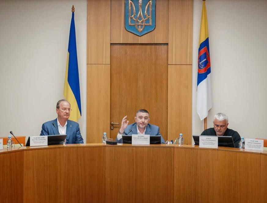 Сьогодні голова ОДА Олег Кіпер взяв участь у погоджувальній раді напередодні 31-ої сесії Одеської обласної ради.