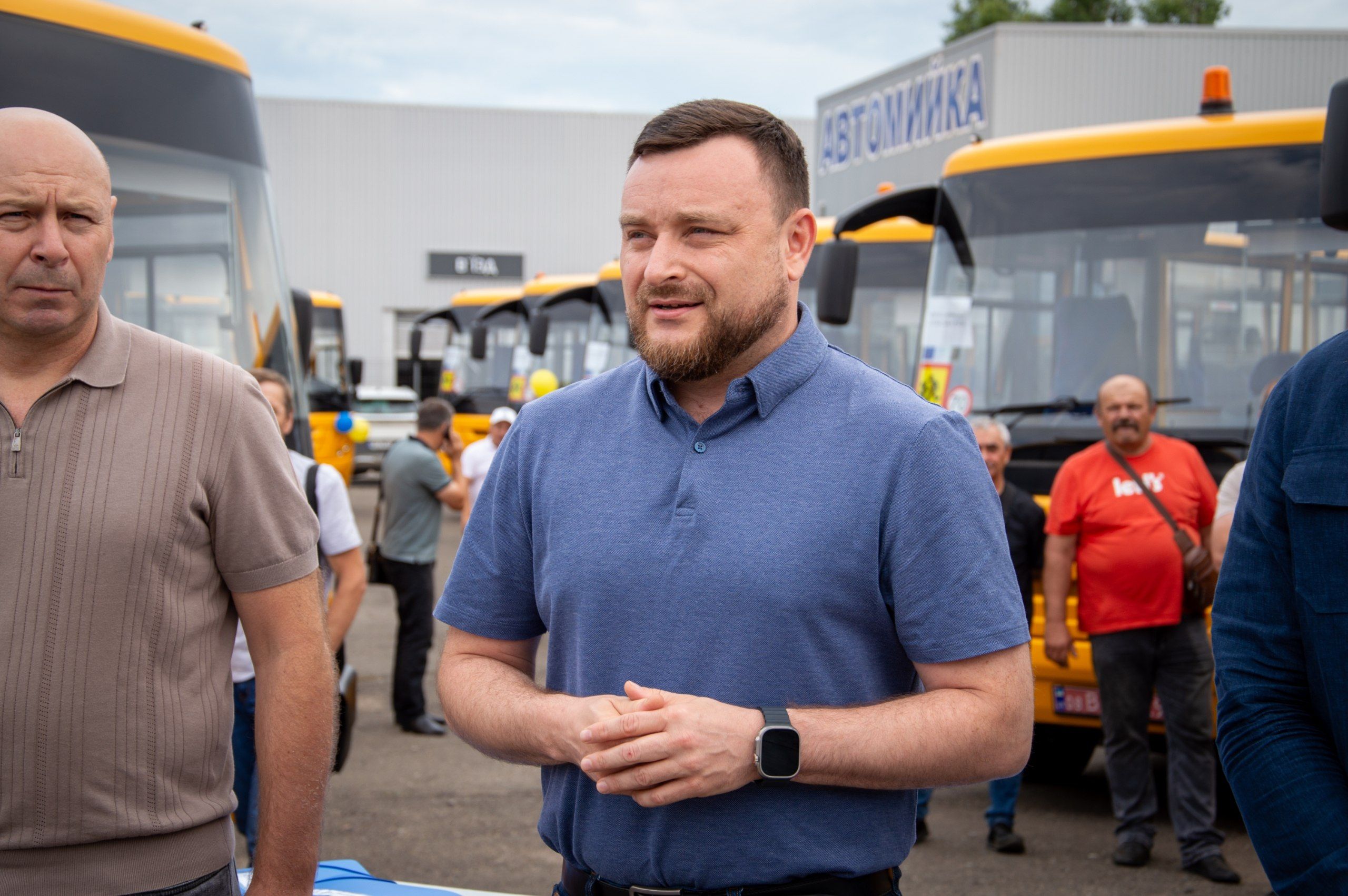 Одещина отримала першу партію нових інклюзивних шкільних автобусів у межах програми Ukraine Facility
