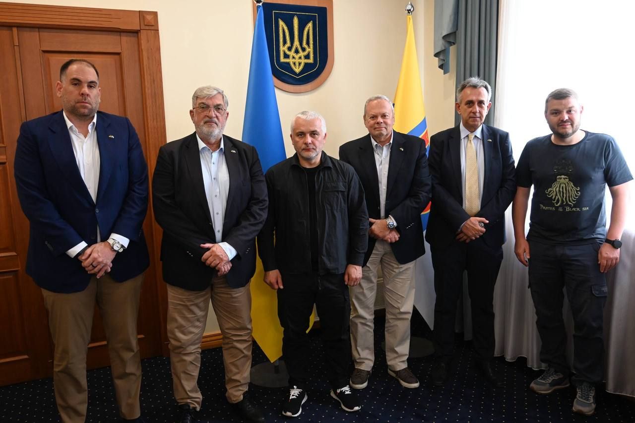 Начальник Одеської ОВА Олег Кіпер провів зустріч зі Спеціальним уповноваженим Міністерства закордонних справ Грецької Республіки з питань України Спиридоном Ламбрідісом.