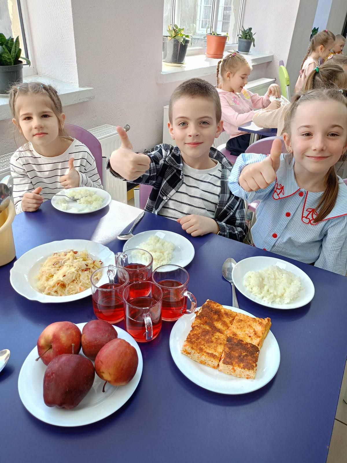 Попри щоденні російські атаки, життя має тривати.