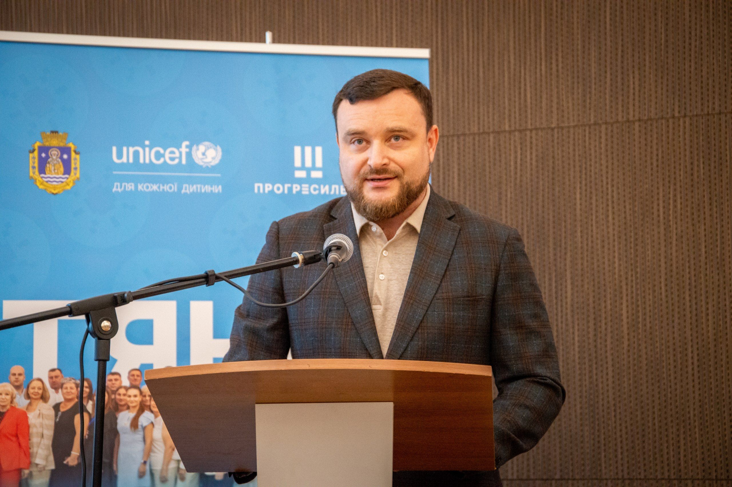 Напередодні Дня працівників освіти привітали освітян Одещини